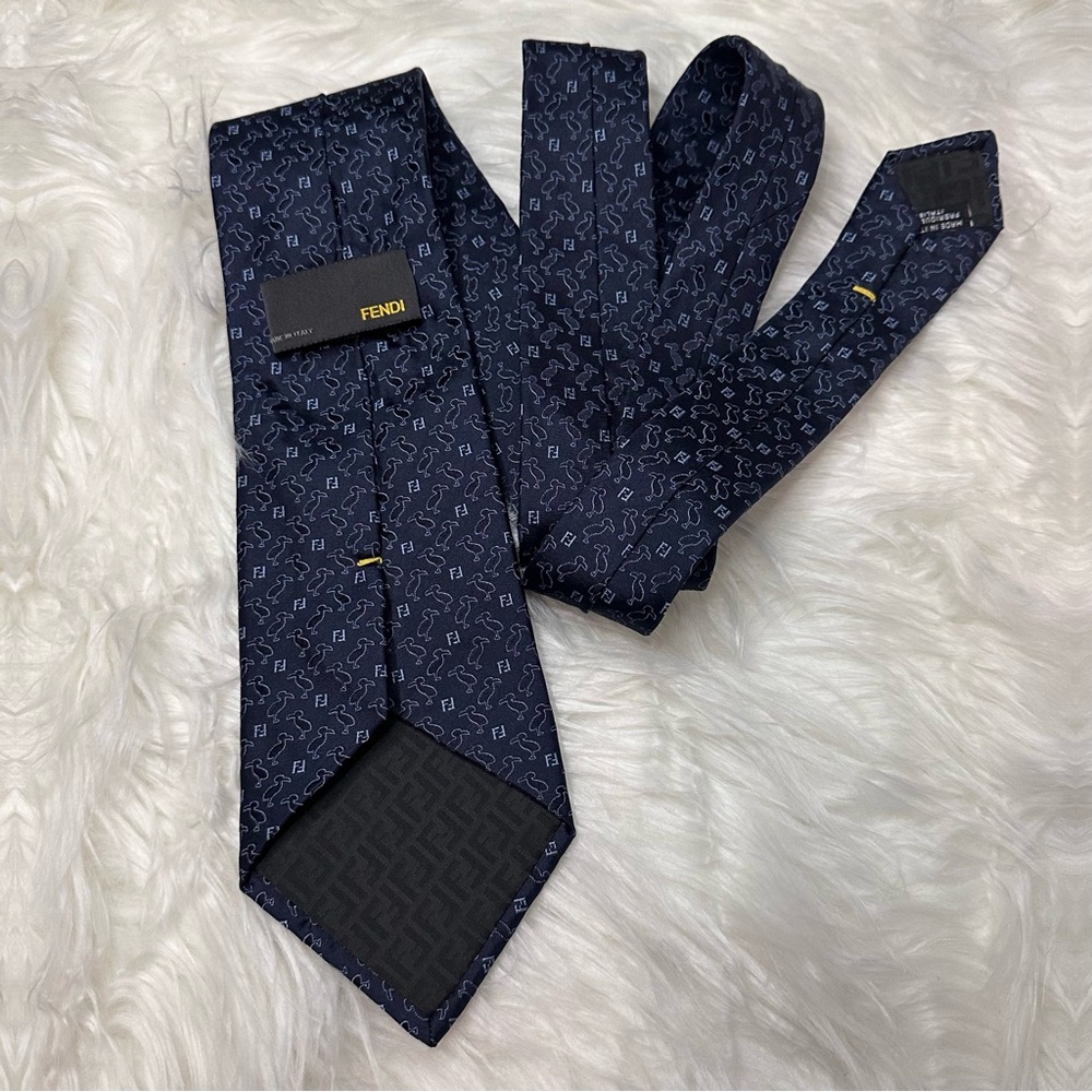 NWOT FENDI Dodo Birds 🦤 with Fendi Logos Tie - Picture 8 of 10